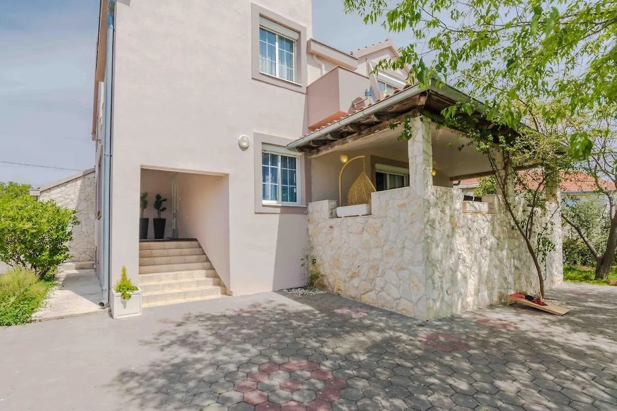Holiday House Zupan Gornji Zemunik